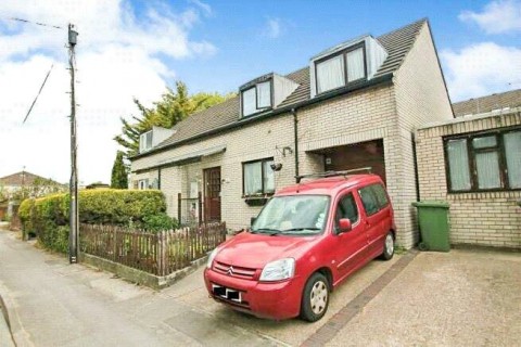 View Full Details for Hazel Road, Southampton, Hampshire, SO19